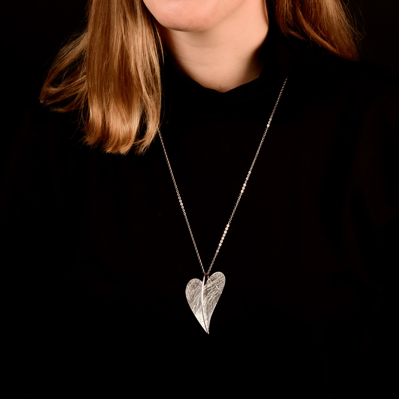 Ernstes Design Anhänger aus Edelstahl AN229