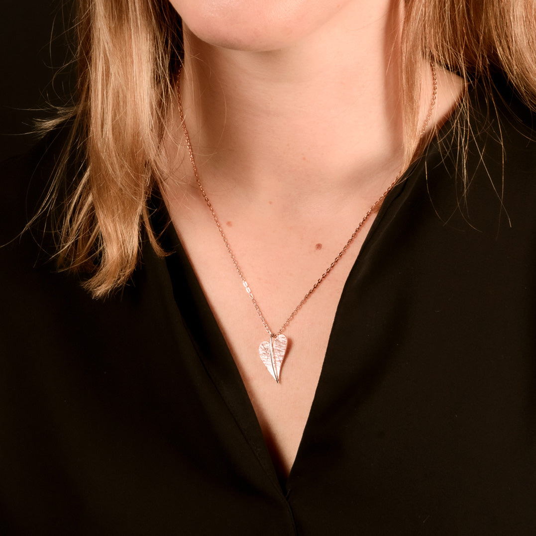 Ernstes Design Anhänger aus Edelstahl AN272