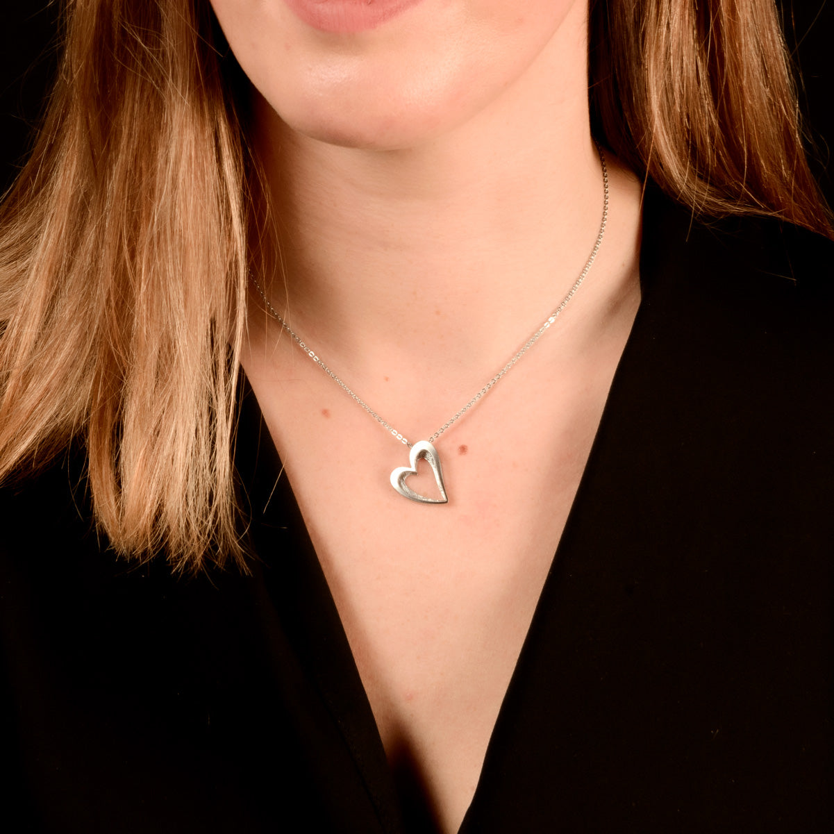 Ernstes Design Anhänger aus Edelstahl AN878