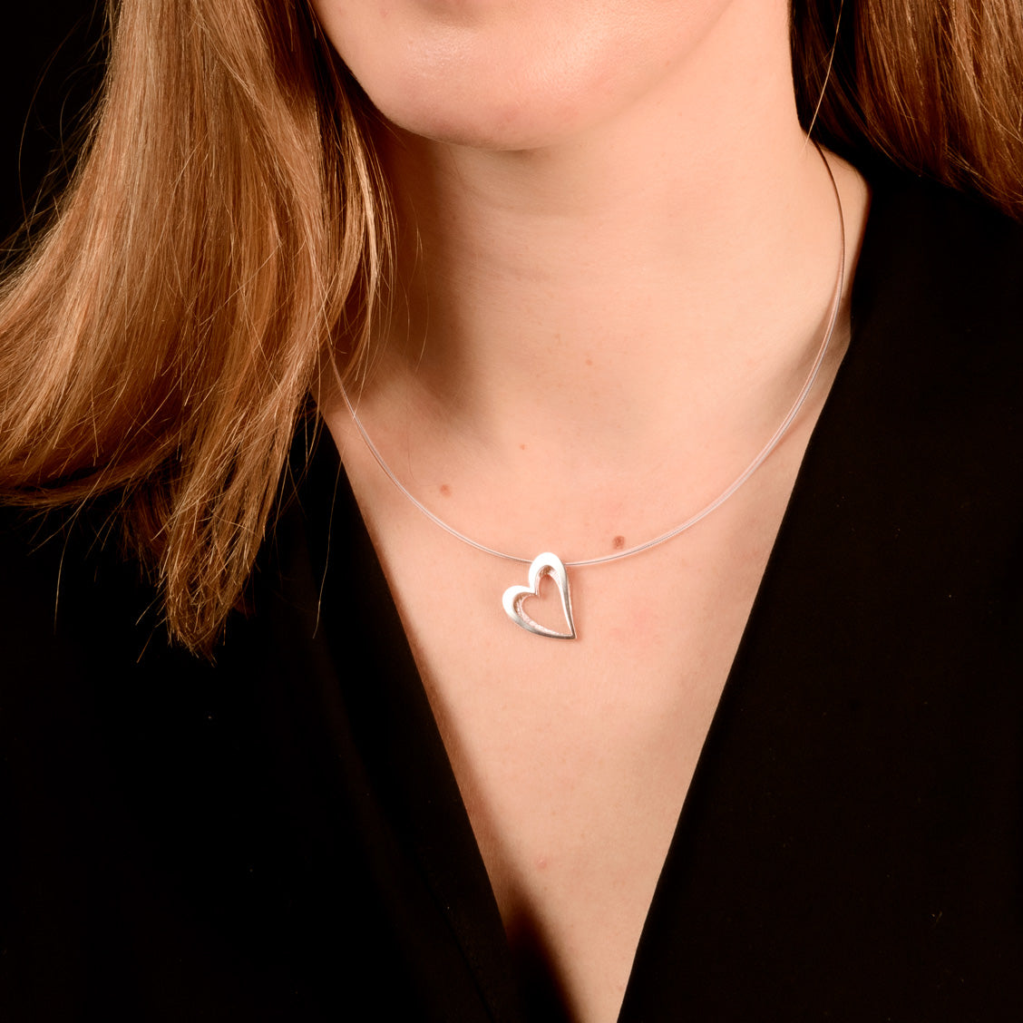 Ernstes Design Anhänger aus Edelstahl AN880